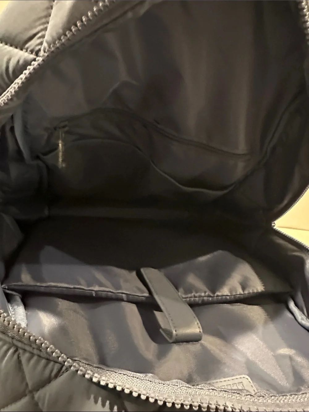 NWT Ellen Tracy The Melanie 18” Diamond Quilted Nylon Workbook Travel Backpack.
